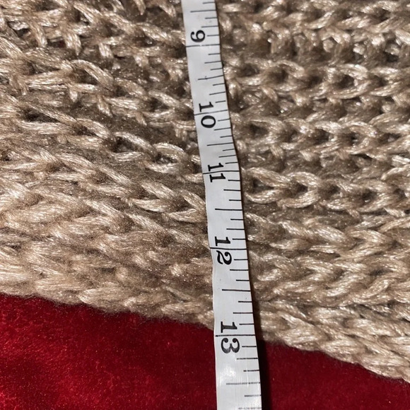 Calvin Klein gold ribbed knit scarf - Picture 15 of 17